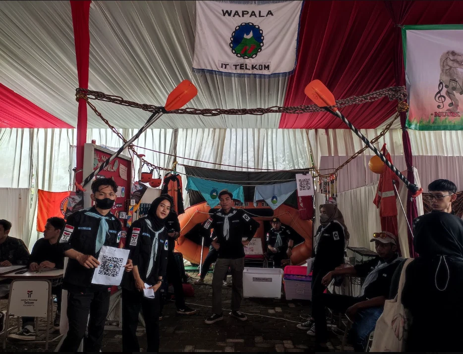 Dokumentasi partisipasi WAPALA Telkom University Purwokerto dalam kegiatan UKM Expo sebagai ajang memperkenalkan organisasi, kegiatan, serta semangat kepencintaalaman kepada mahasiswa.