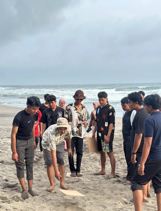 WAPALA Mlebu Gua merupakan kegiatan pengenalan penelusuran gua yang menjadi kesempatan bagi mahasiswa baru untuk mengenal lebih dekat salah satu bidang kegiatan di WAPALA