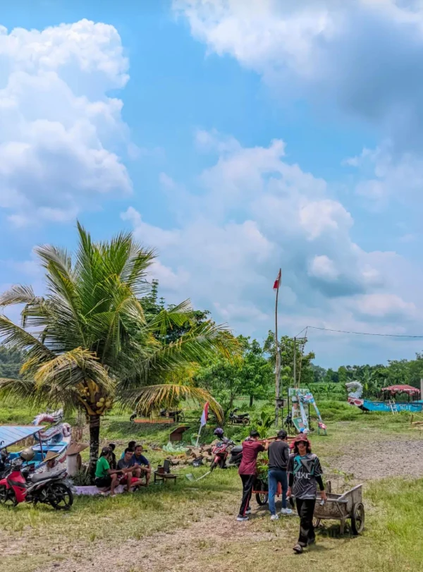 Dokumentasi giat penanaman bersama calon anggota wapala XX