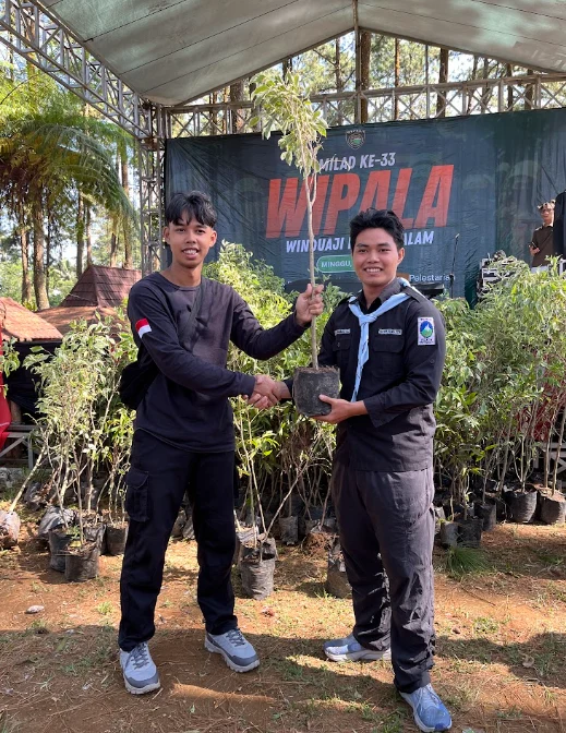 Penanaman Dalam Rangka Peringatan Hut Wipala ke-33
